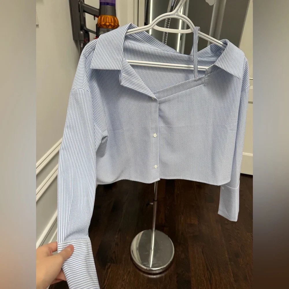 Oak and Fort Striped Off-Shoulder Shirt - Picture 6 of 8